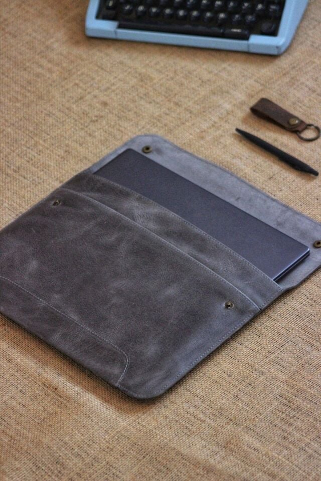 Hakiki Deri Laptop Çantası / Notebook Macbook Matebook Kılıf / 13 - 14 Inç  Uyumlu