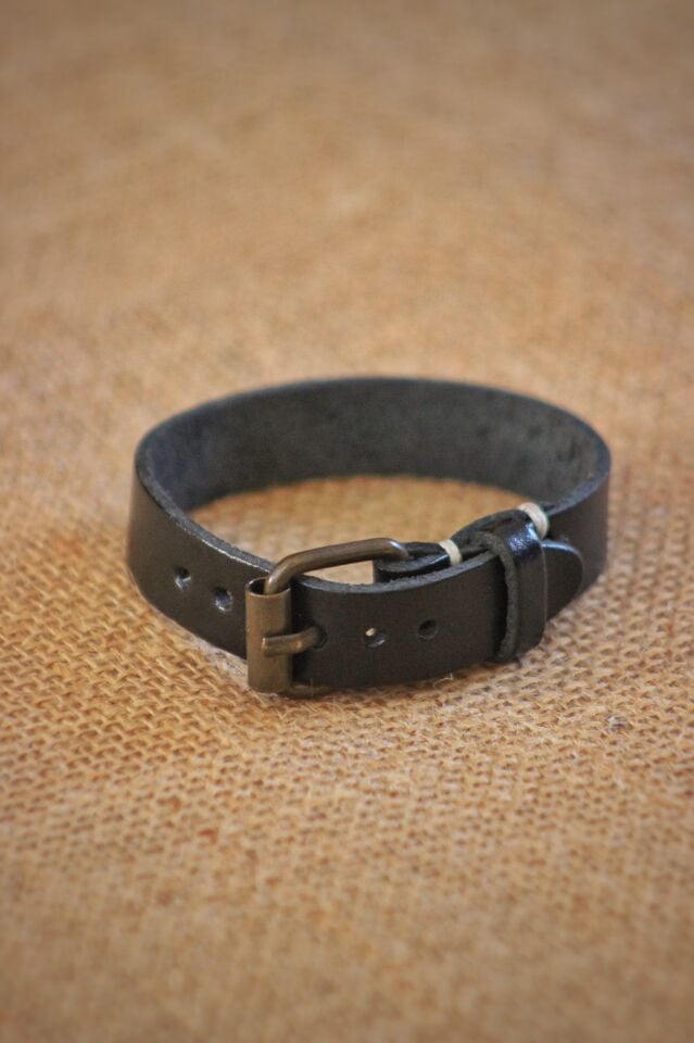 Hakiki Deri Ayarlanabilir Tokalı Bileklik |  Gerçek Deri |  Unisex | Siyah