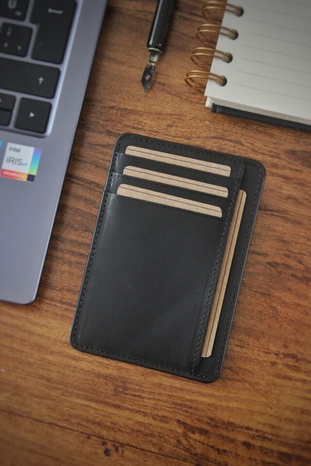 Hakiki Deri Minimal Dikey Kartlık | Unisex | Hediye Kutulu | Siyah